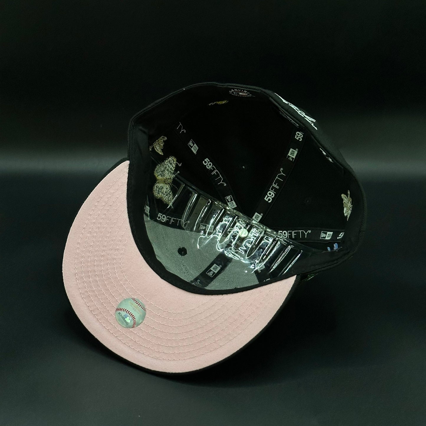 Black New York Yankees Felt Butterfly 59FIFTY Fitted Cap - view 5