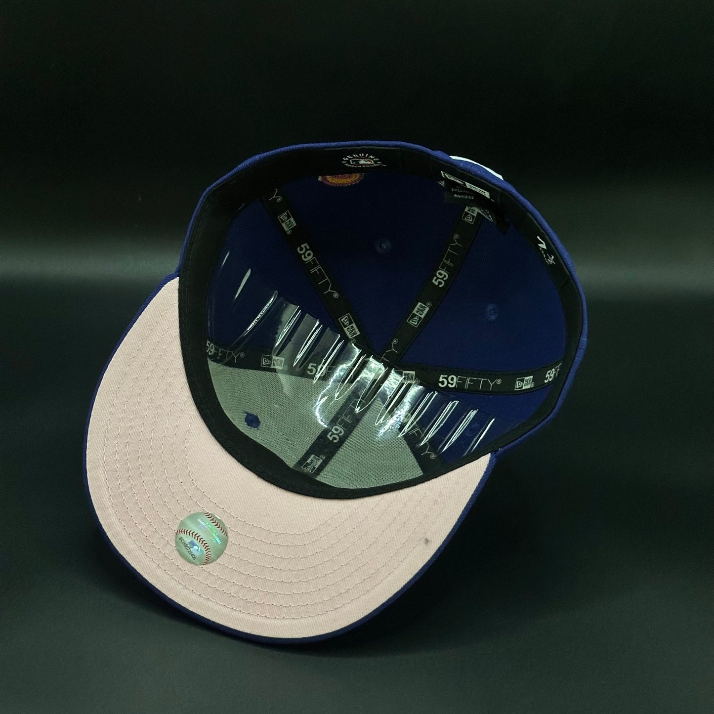 Blue Los Angeles Dodgers Hearts Fitted Cap - view 5