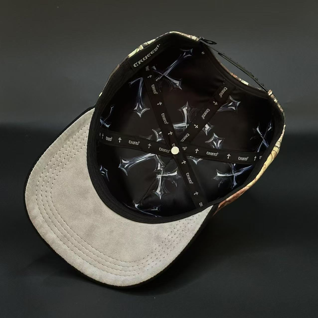 Cruces Premium Snapback - Camo Crosses