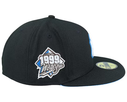 Black Icy New York NY Yankees 1999 World Series New Era Fitted Hat - view 3
