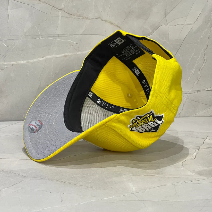 Yellow New York NY Yankees 1999 World Series Snapback Hat - view 3