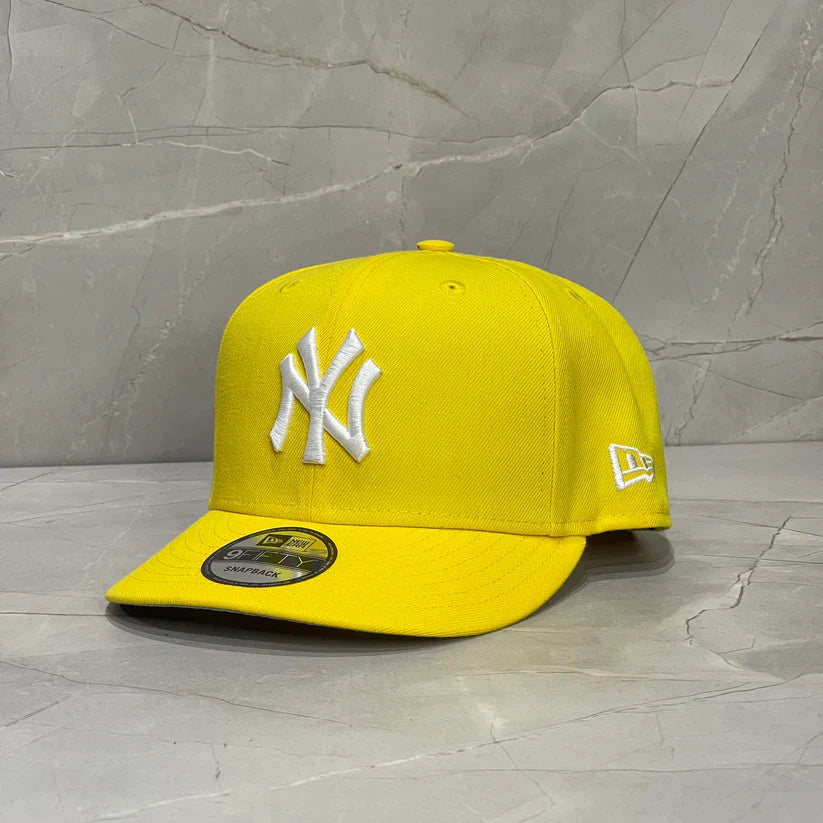 Yellow New York NY Yankees 1999 World Series Snapback Hat - view 2