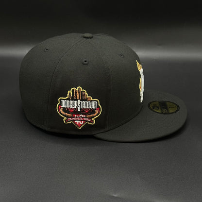 Black Red Los Angeles Dodgers Fitted - view 2