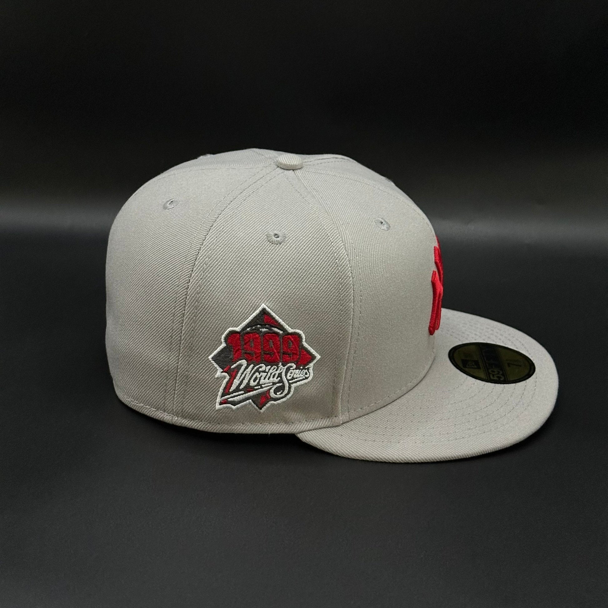 Grey Red New York Yankees 1998 World Series MLB Fitted Hat Cap - view 2