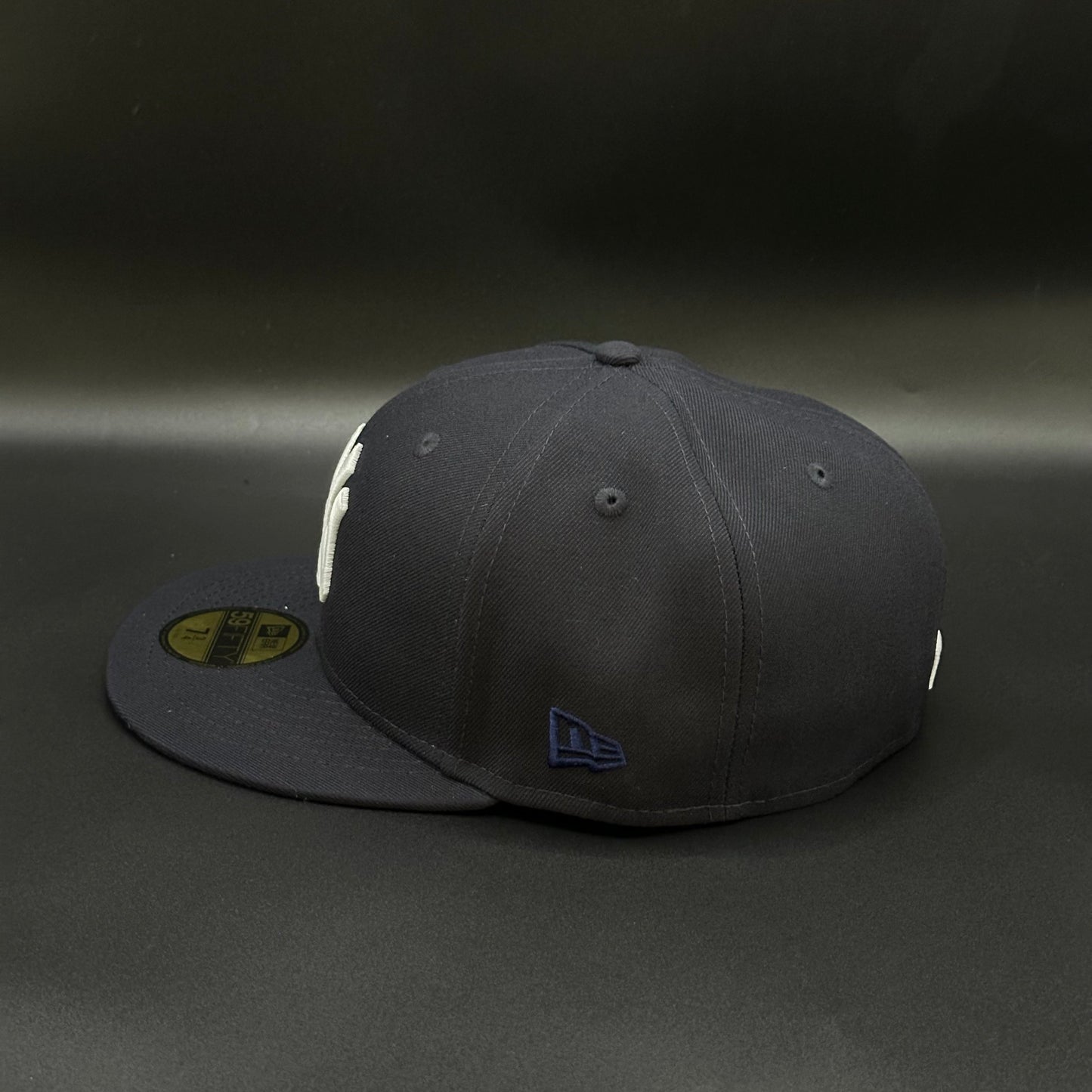 Navy New York Yankees Park Tree Patch Fitted Cap - view 3