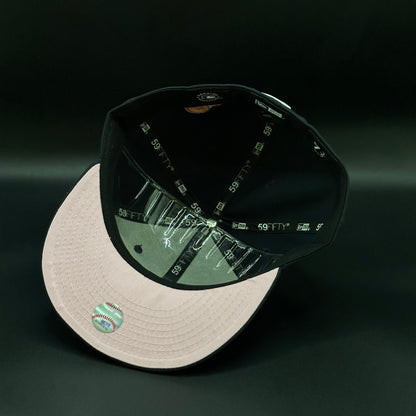 Navy New York Yankees Hearts Fitted Cap - view 5