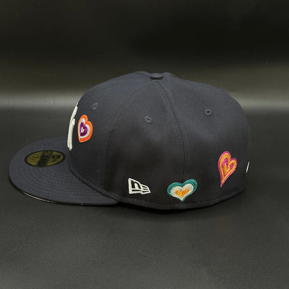 Navy New York Yankees Hearts Fitted Cap - view 3