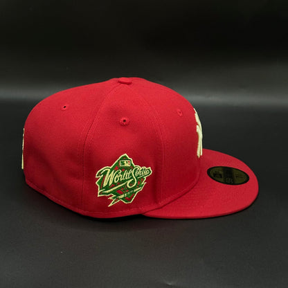 Red New York Yankees 1999 World Series Fitted Cap - view 2