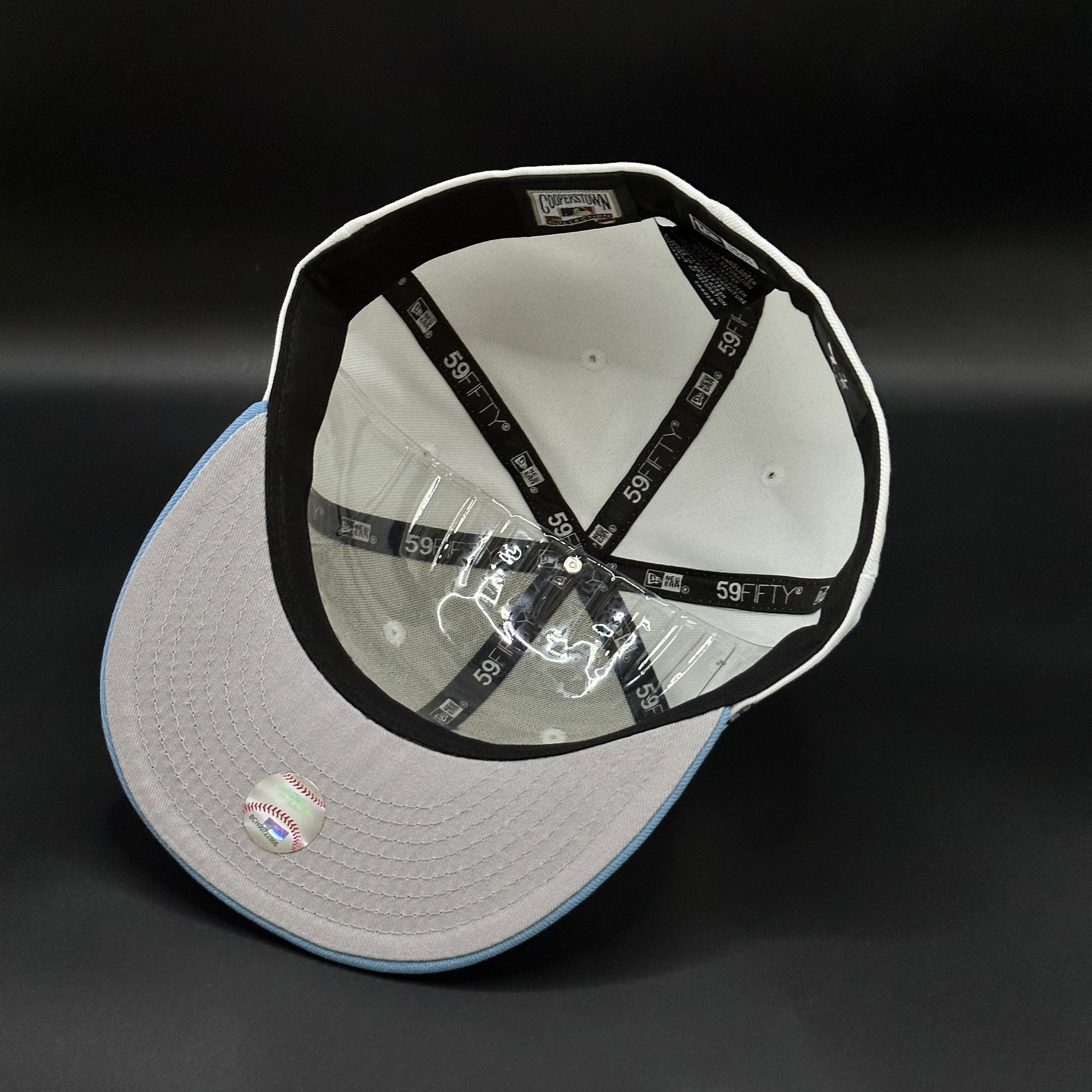 White Light Blue New York Yankees Rose 1999 World Series Fitted Cap - view 4
