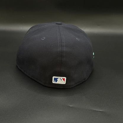 Navy New York Yankees 27x Peace Sign Fitted Cap - view 4