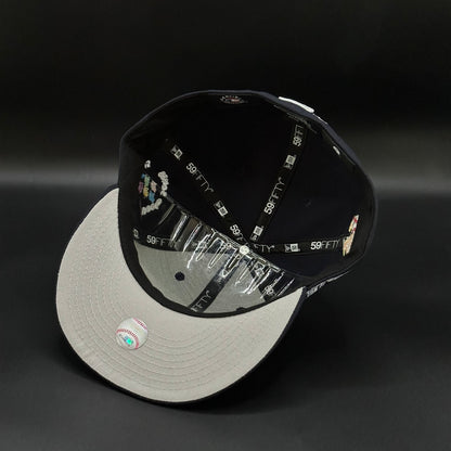 Navy New York Yankees State Outline Fitted Cap