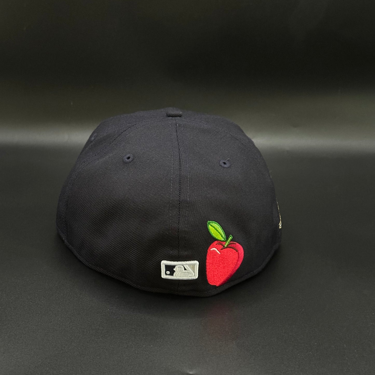 Navy New York Yankees Statue of Liberty 27 Patch Fitted Cap