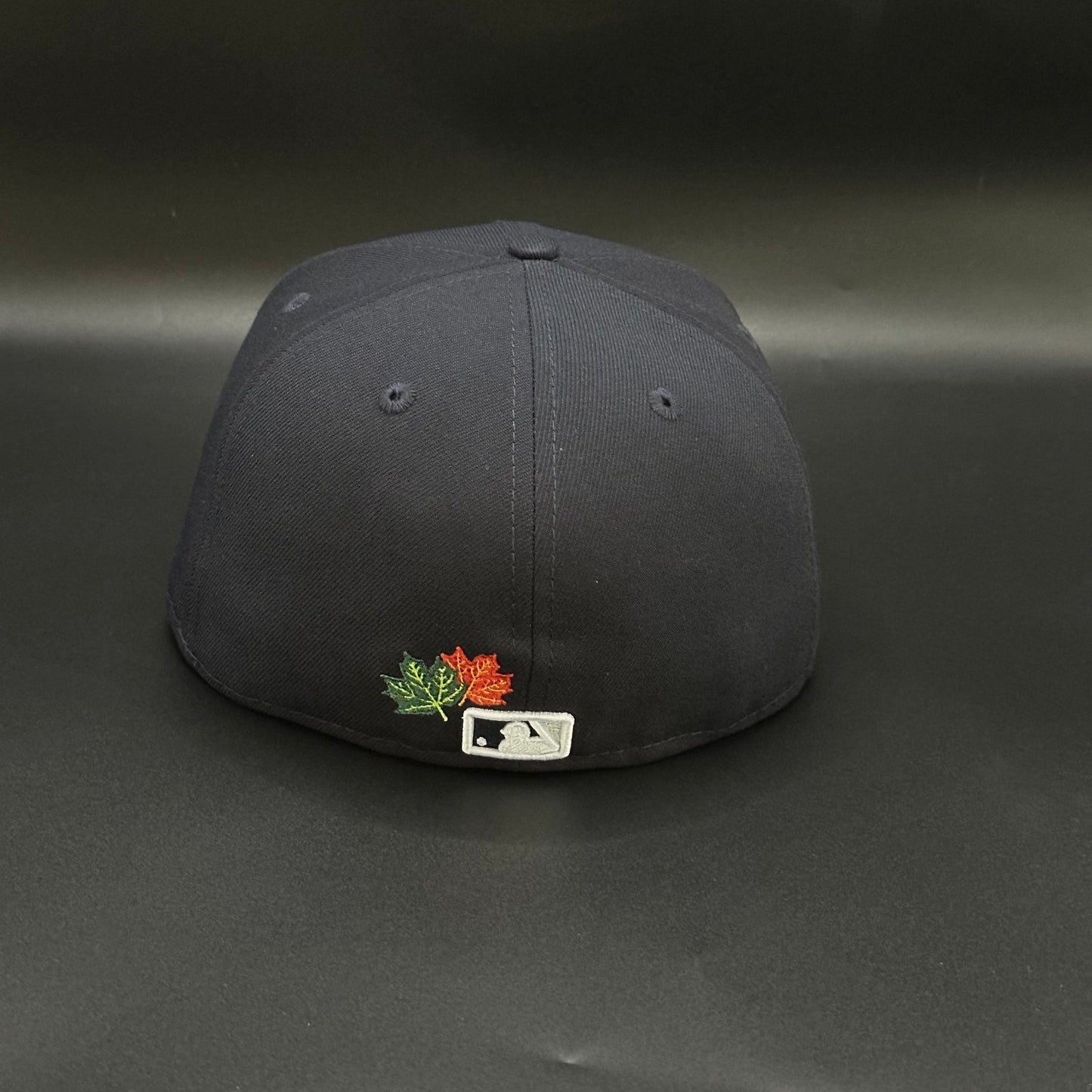Navy New York Yankees State Outline Fitted Cap - view 4