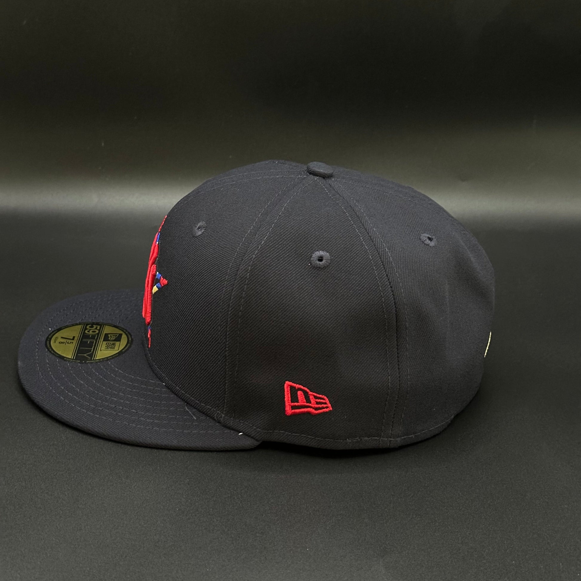 Navy New York Yankees 27x World Series Fitted Cap - view 3