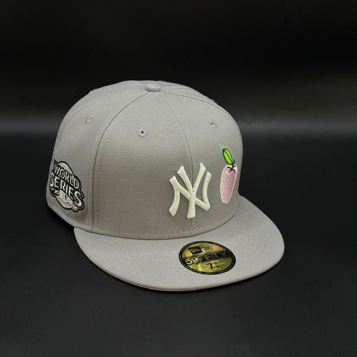 Grey New York Yankees 2002 World Series Pink Fitted Cap