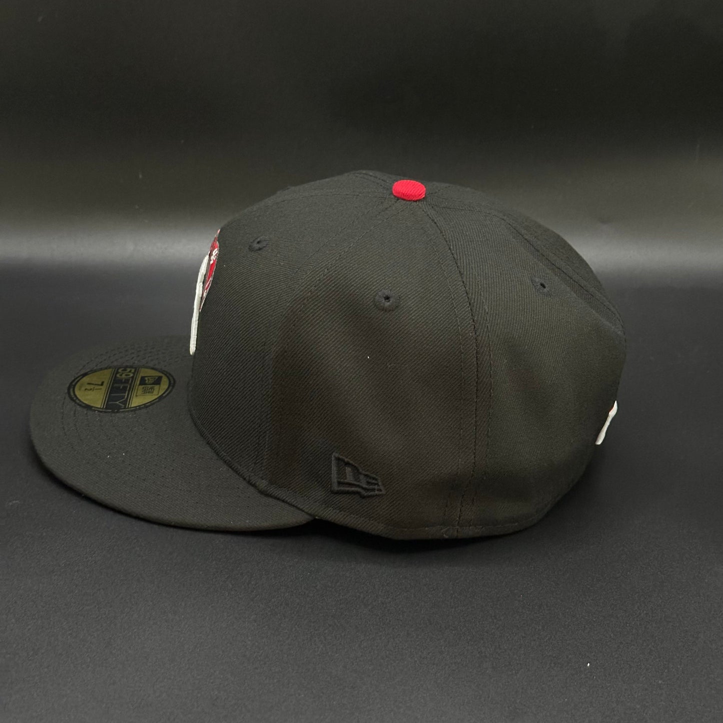 Black Red New York Yankees 100th Anniversary Fitted Cap - view 3