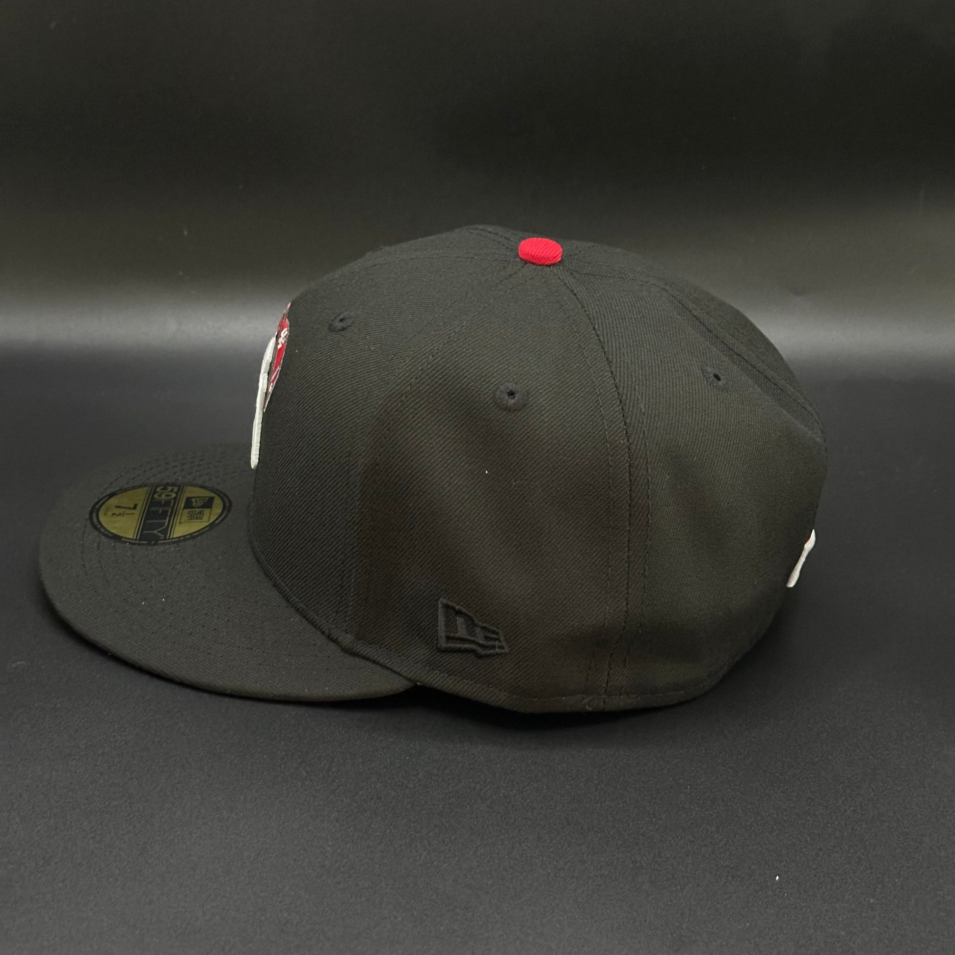 Black Red New York Yankees 100th Anniversary Fitted Cap - view 3