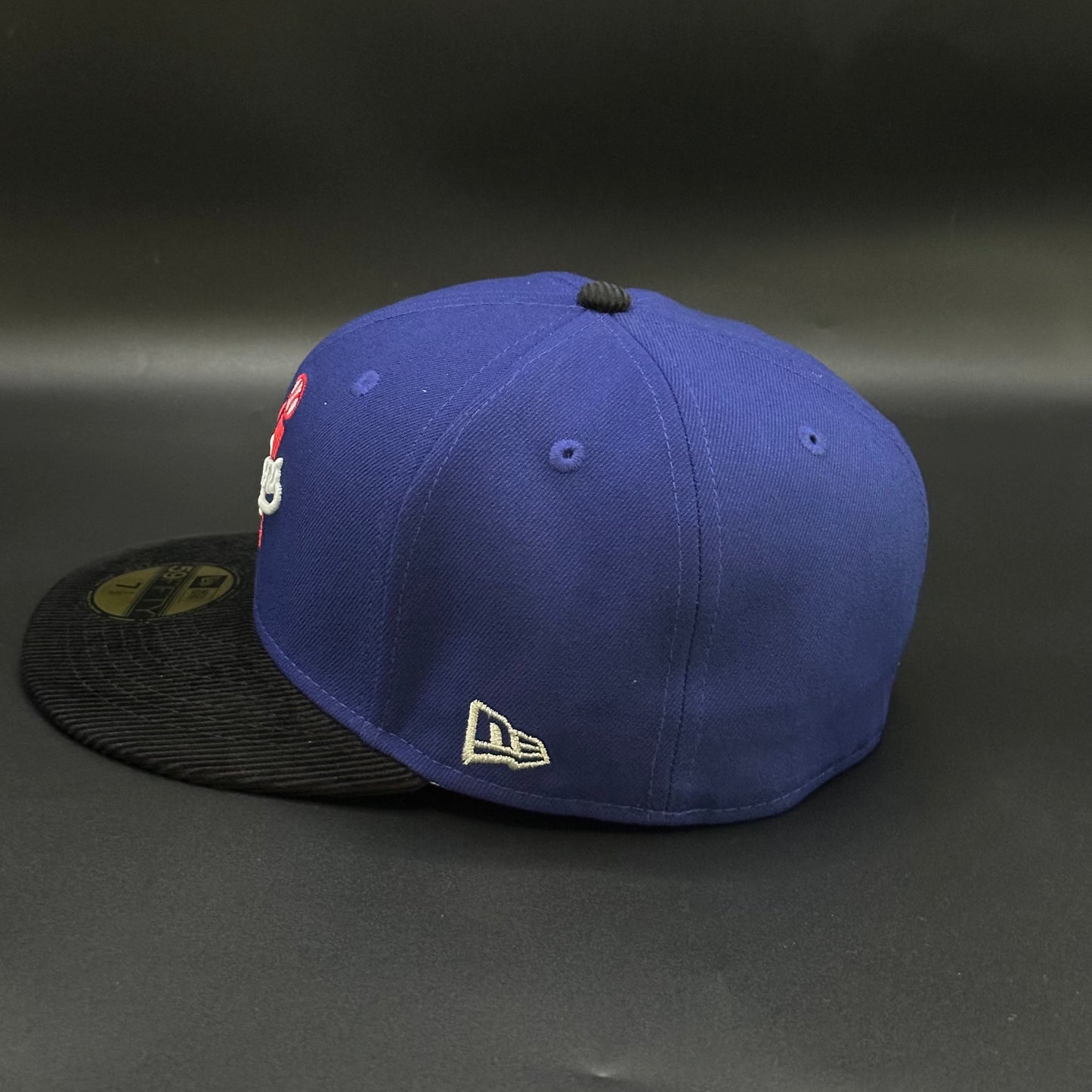 Blue Los Angeles Dodgers Hearts Fitted Capitted Hat Cap - view 4
