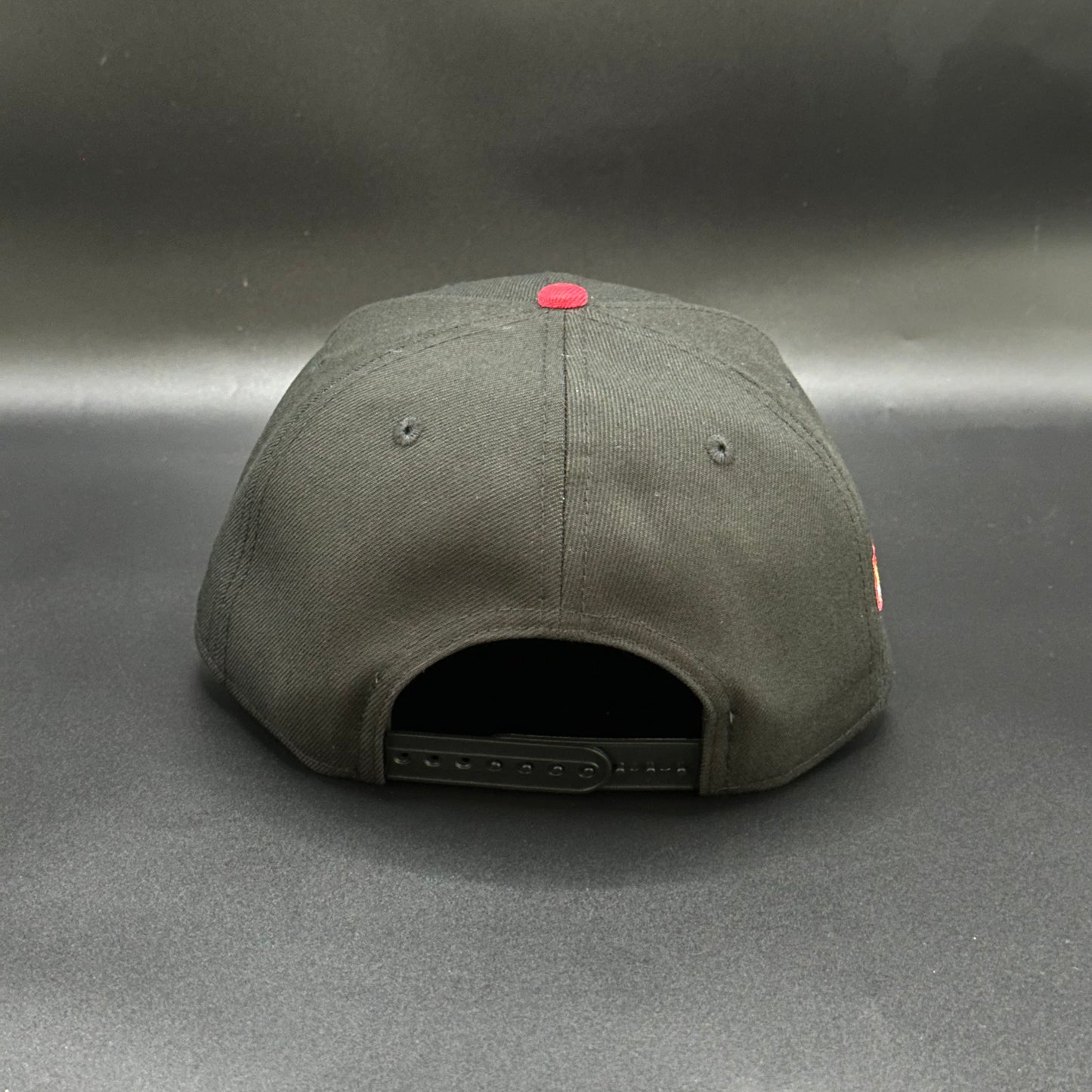 Black Red Chicago White Sox 2005 World Series Snapback