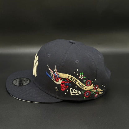 Navy New York Yankees Stripe Snapback - view 2