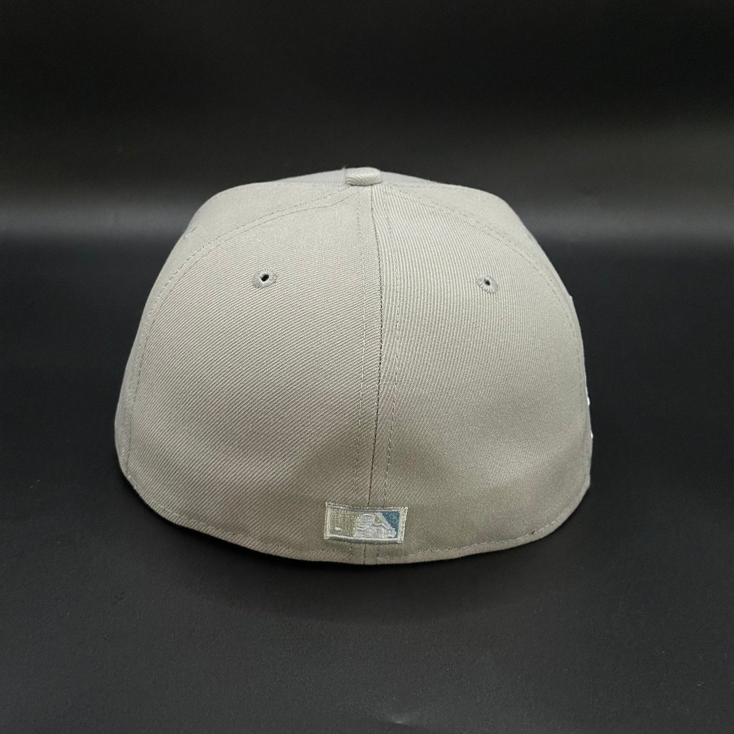 Grey Icy New York Yankees 1999 World Series Fitted Cap - view 4