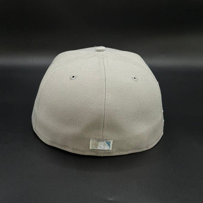 Grey Icy New York Yankees 1999 World Series Fitted Cap - view 4