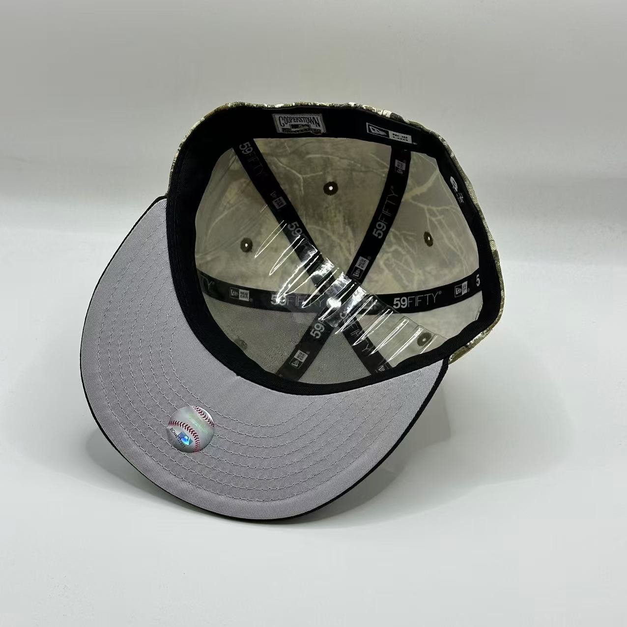 RealTree Camo New York Yankees 1999 World Series SP Fitted Hat Fitted Cap - view 5
