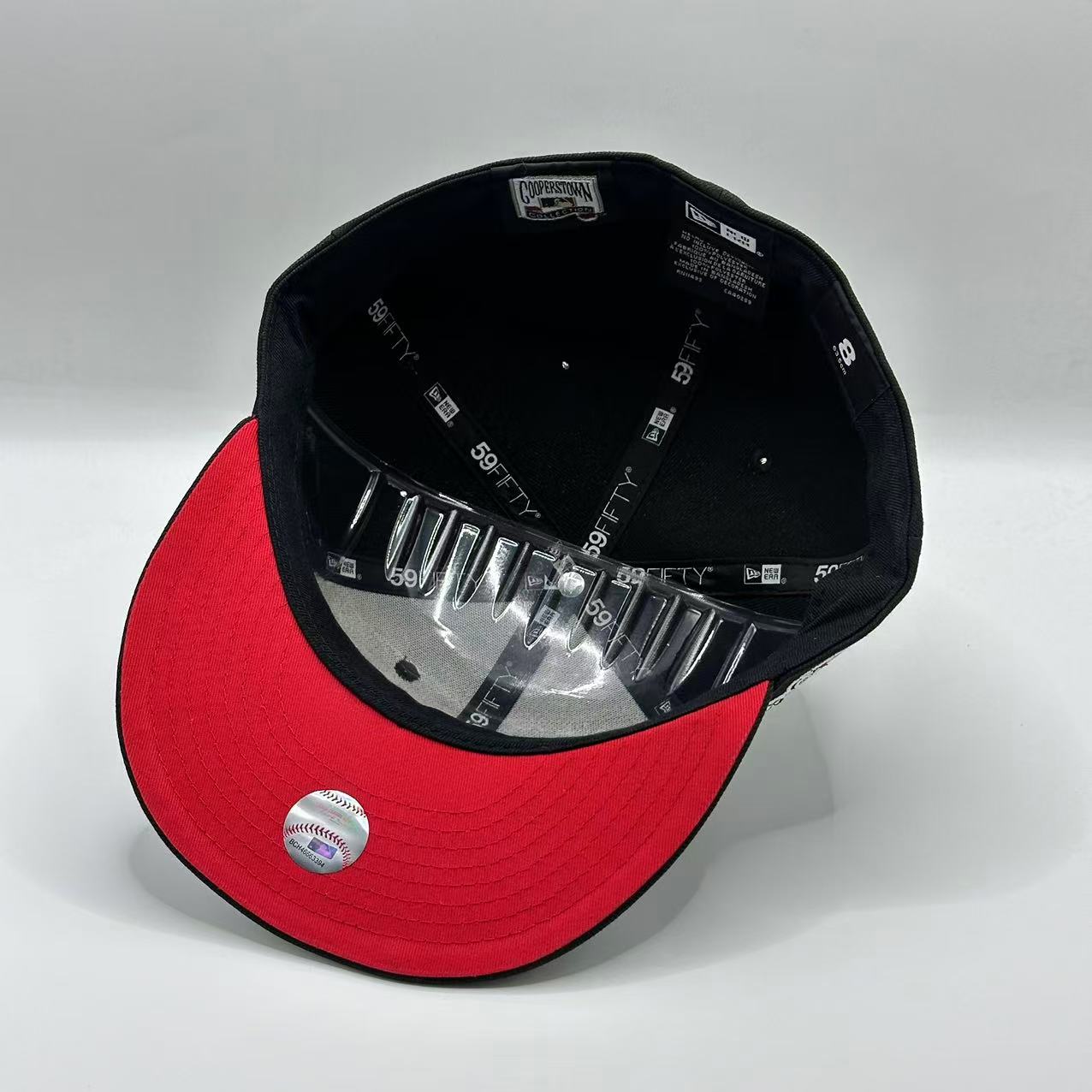 Black New York Yankees 1999 World Series Fitted Cap - view 5