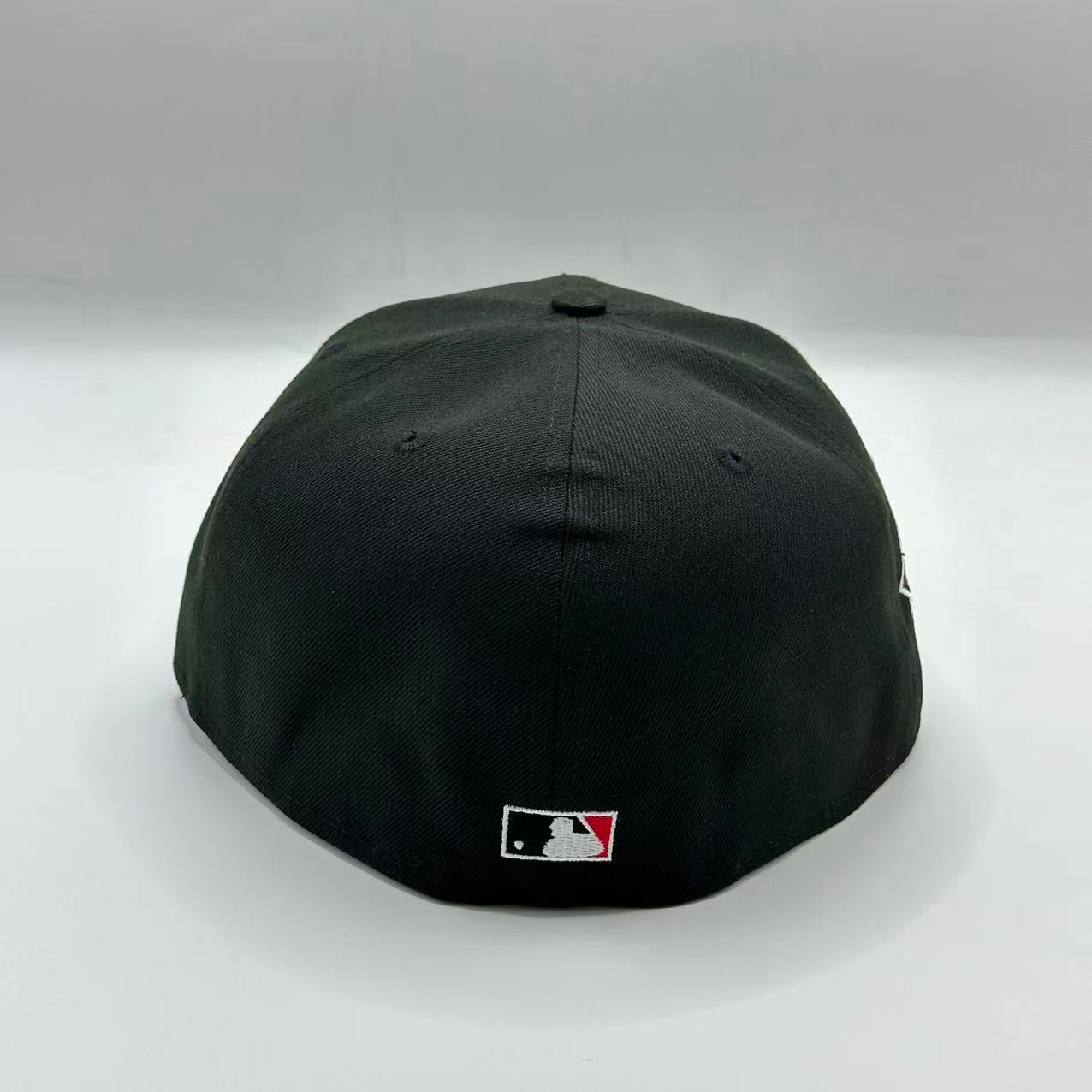 Black New York Yankees 1999 World Series Fitted Cap - view 3