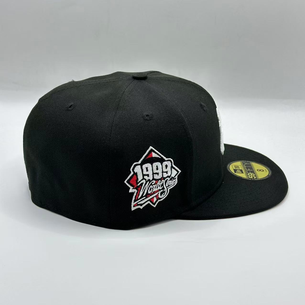 Black New York Yankees 1999 World Series Fitted Cap - view 4