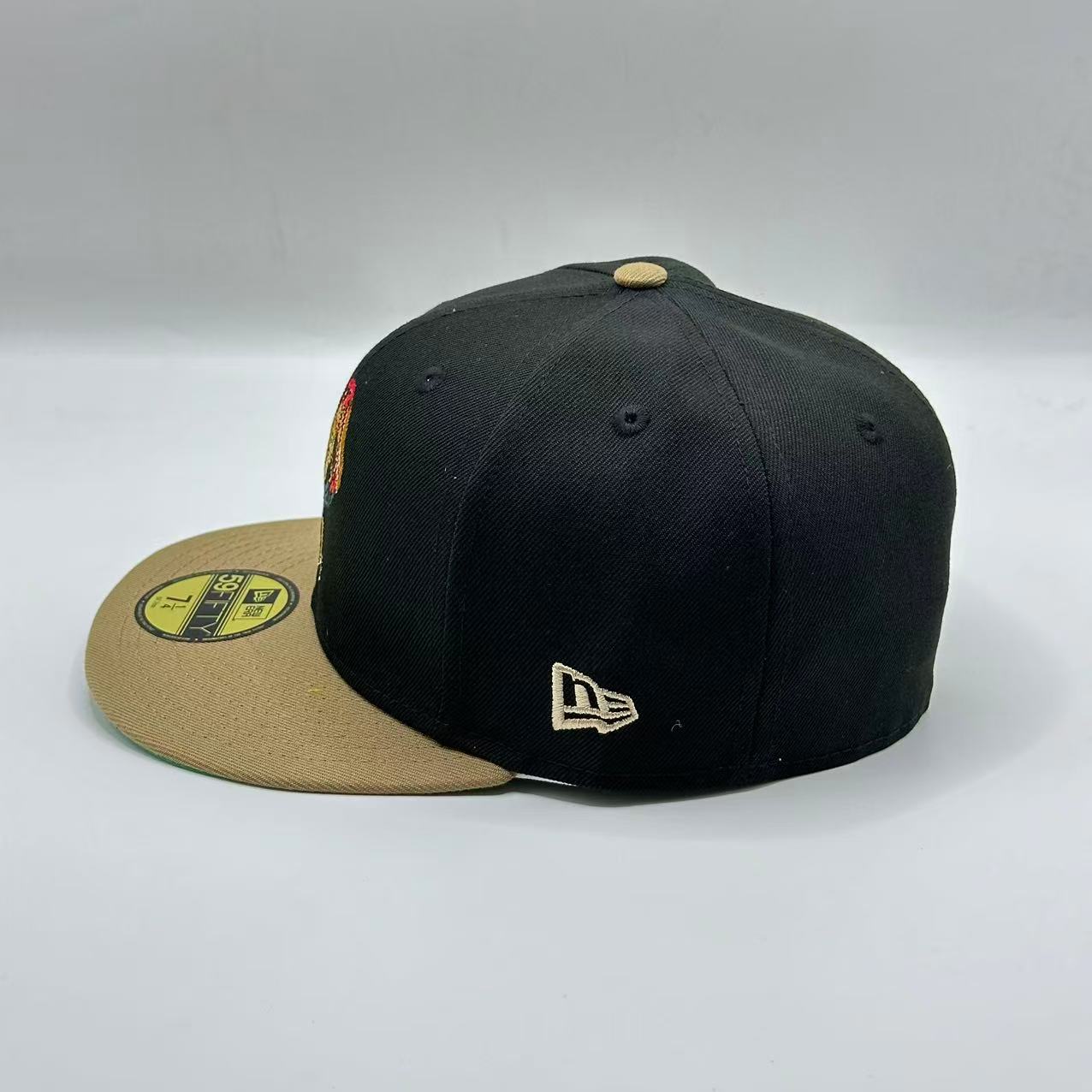 Black Brown Mexico With Bird Fitted Hat Fitted Cap - view 2