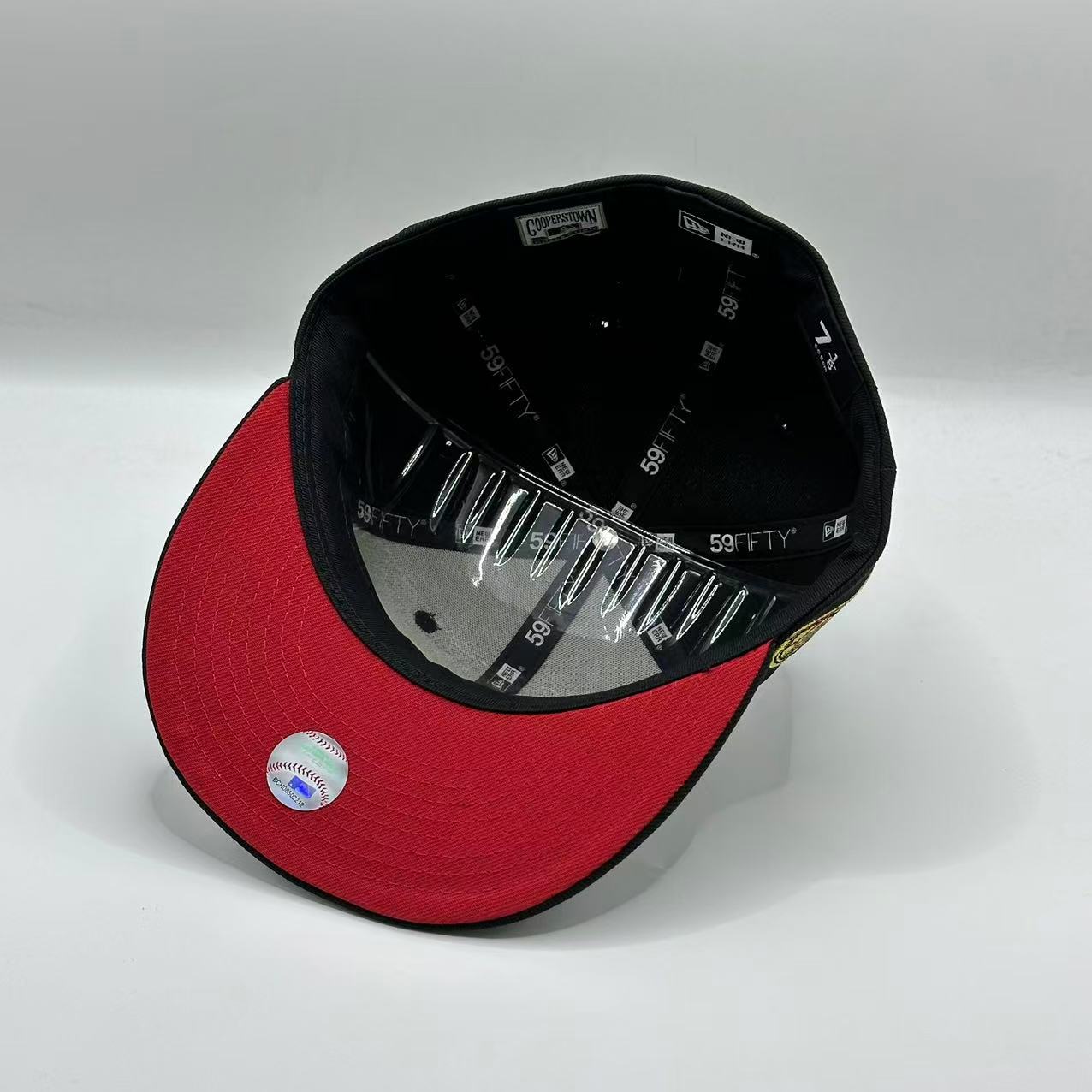 Black Toronto Blue Jays 40TH Season SP Fitted Cap - view 5