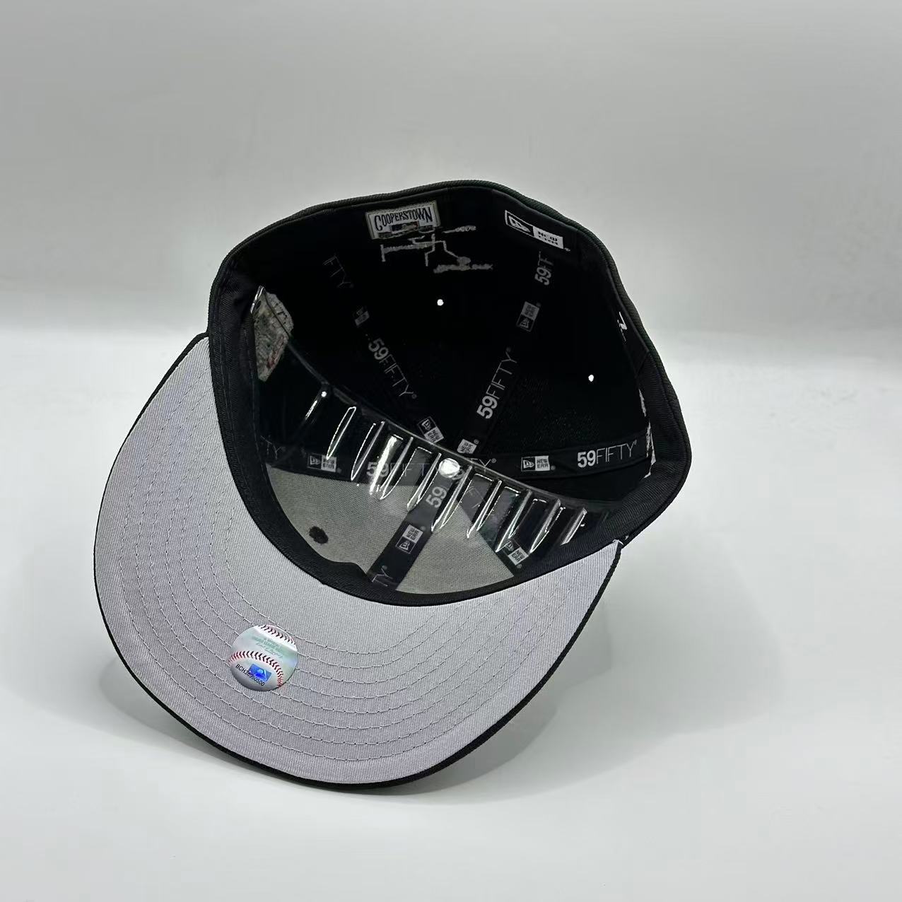 Black New York Yankees Statue of Liberty FP Fitted Cap - view 5