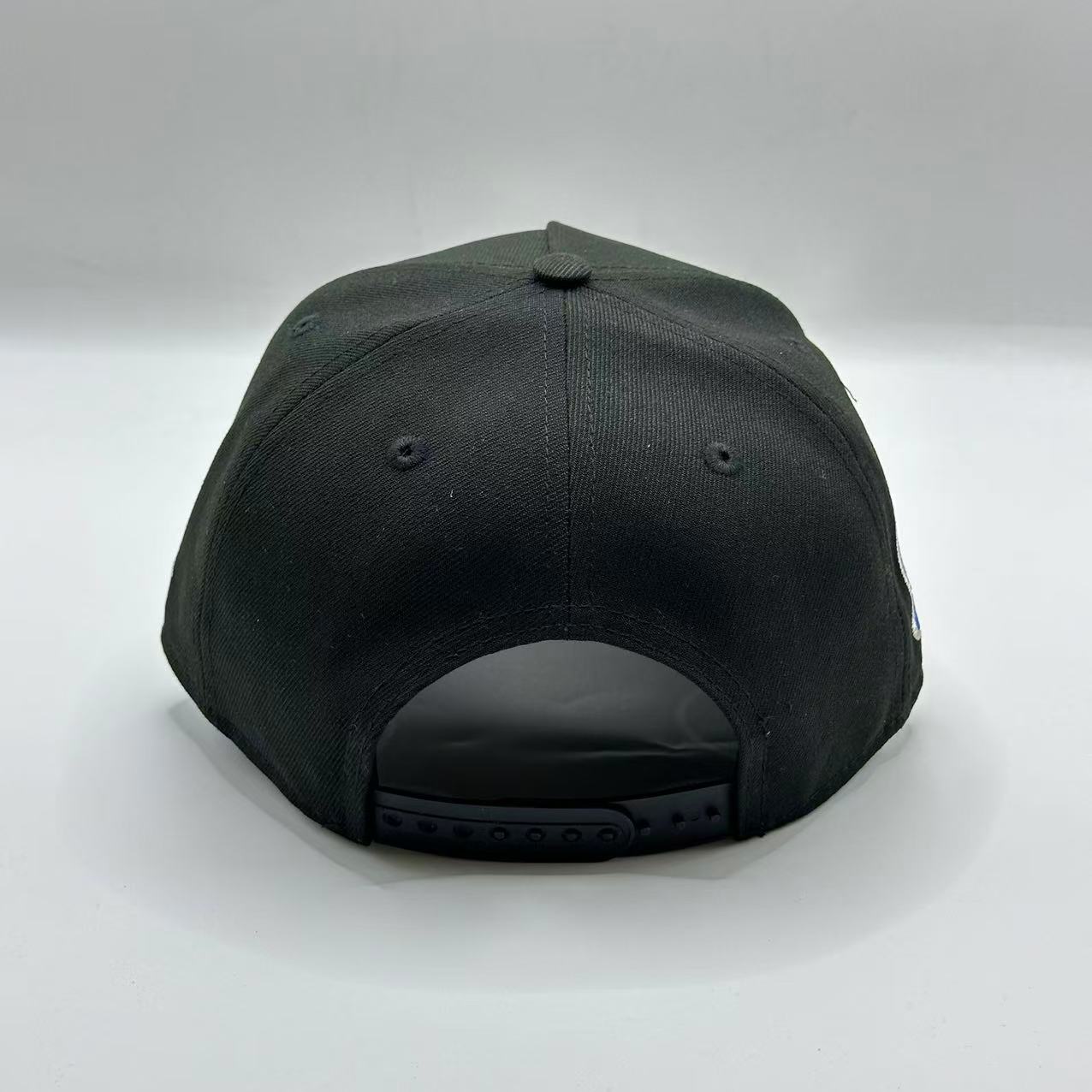 Black New York Yankees Statue of Liberty SP A Frame Snapback - view 3