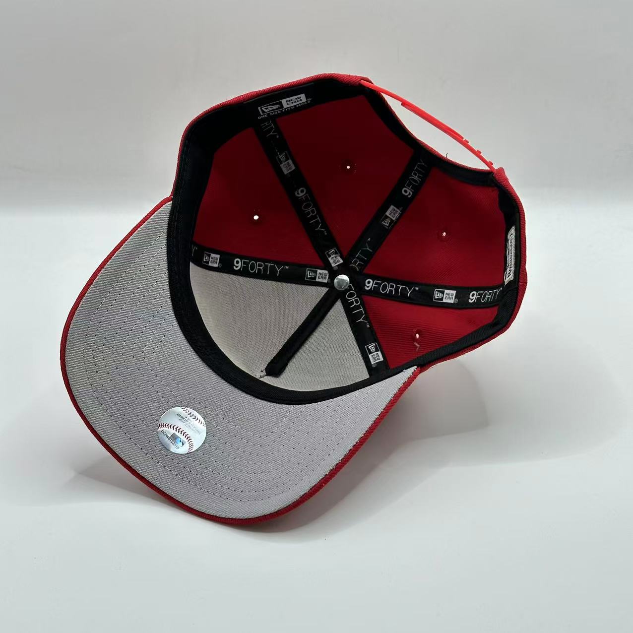 Red New York Yankees Statue of Liberty 1999 World Series SP A Frame Snapback - view 5