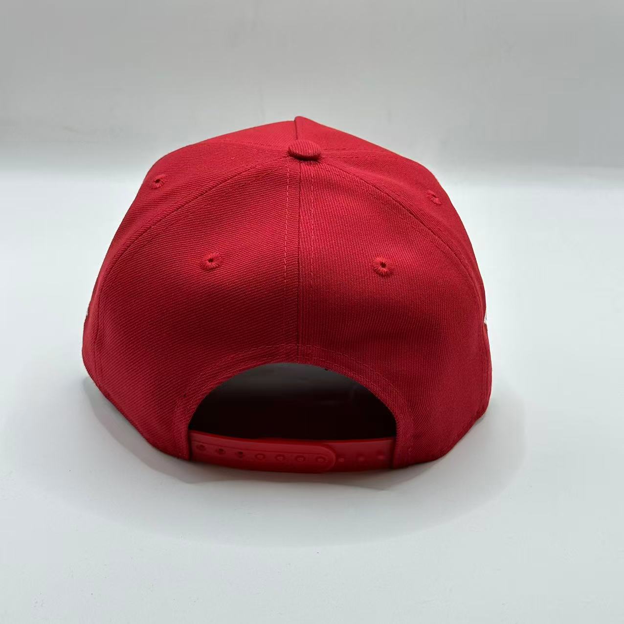 Red New York Yankees Statue of Liberty 1999 World Series SP A Frame Snapback - view 4
