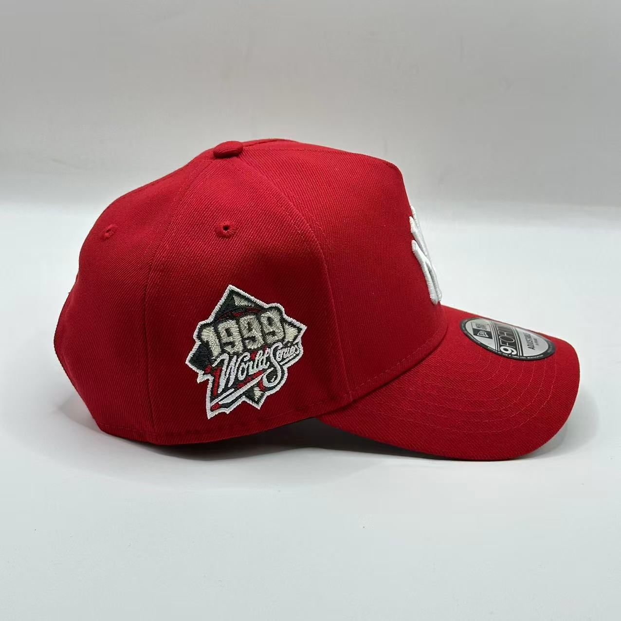 Red New York Yankees Statue of Liberty 1999 World Series SP A Frame Snapback - view 2