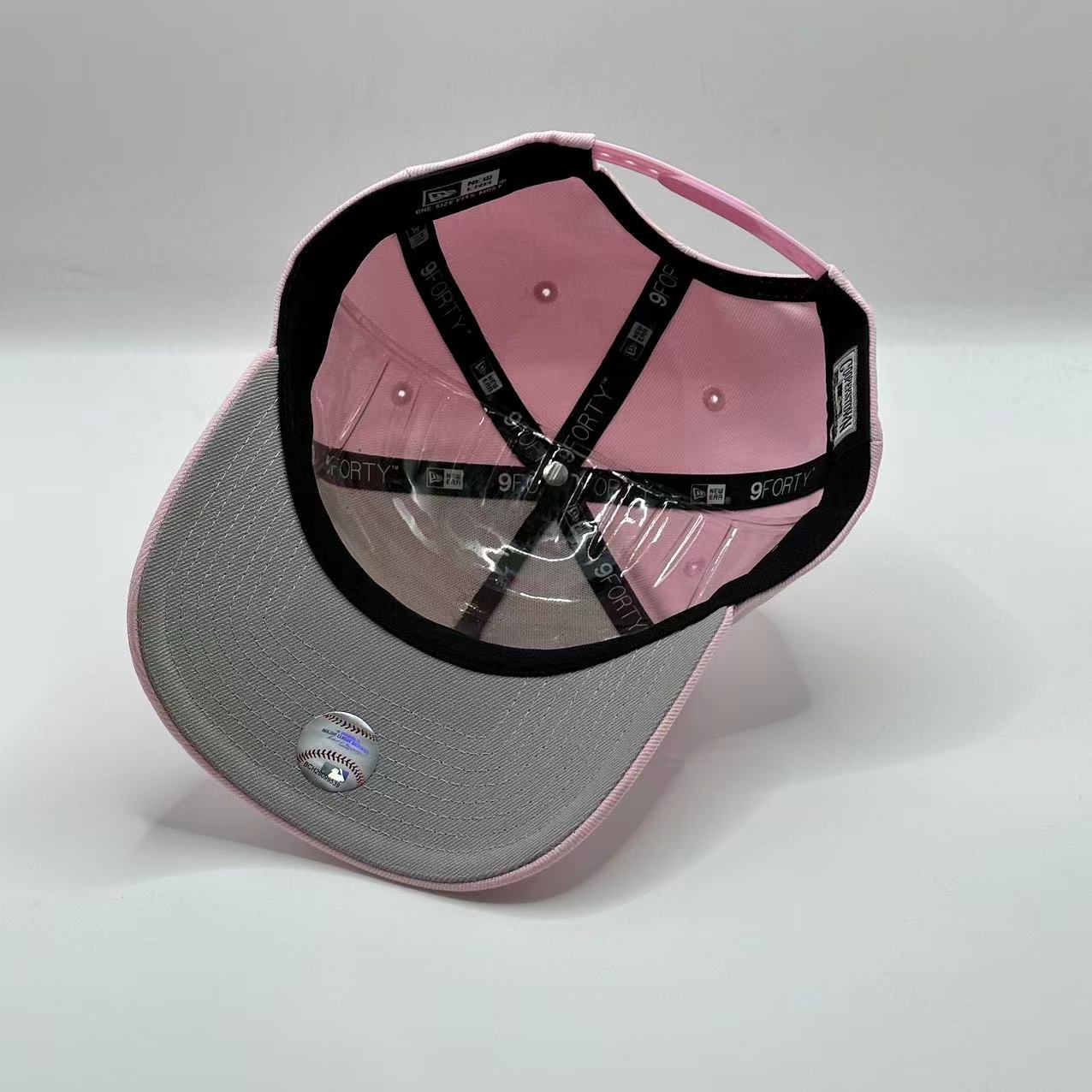 Pink New York Yankees 1999 World Series SP A Frame Snapback - view 5