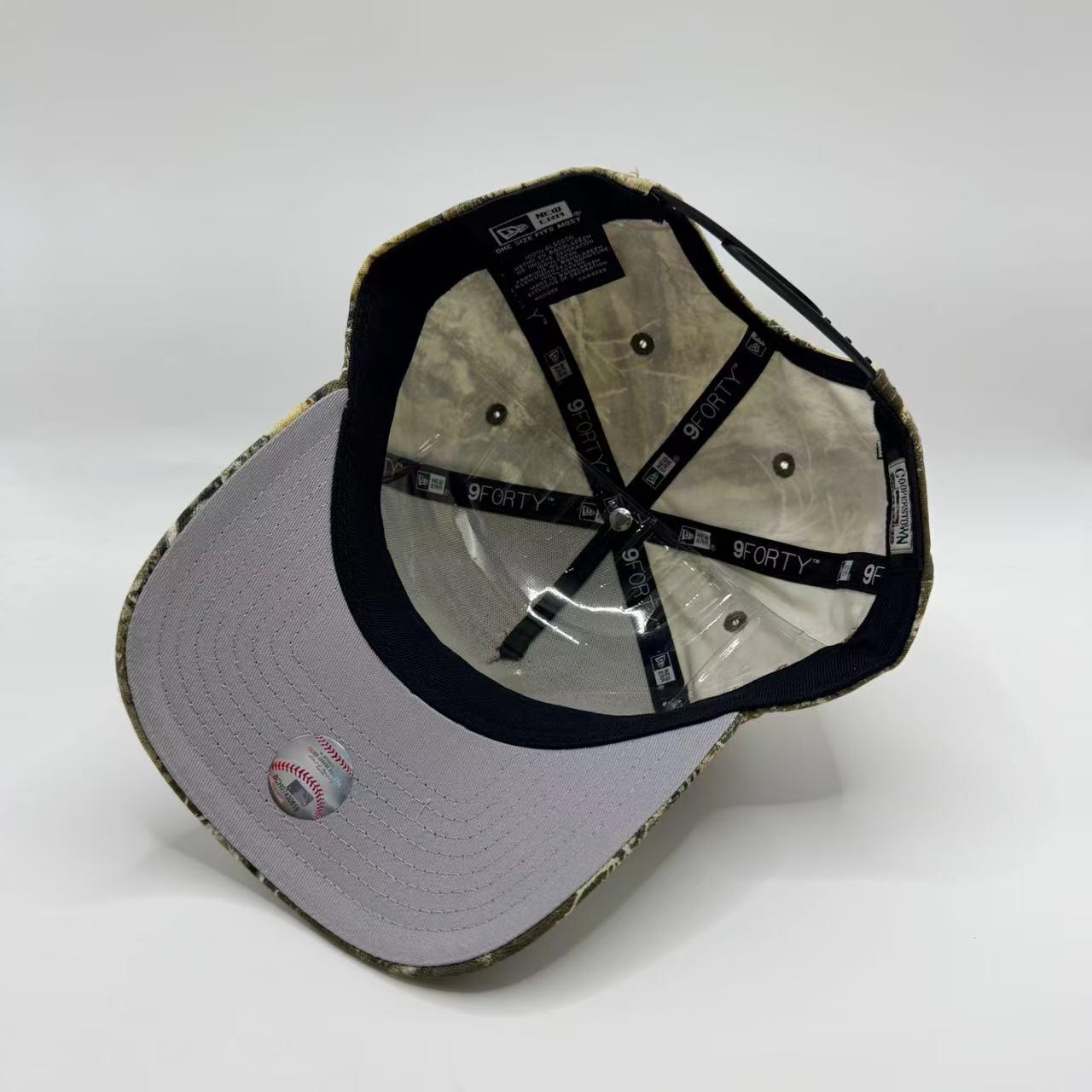 Realtree Copper Camo New York NY Yankees 1998 World Series New Era 9Forty A Frame Snapback - view 4