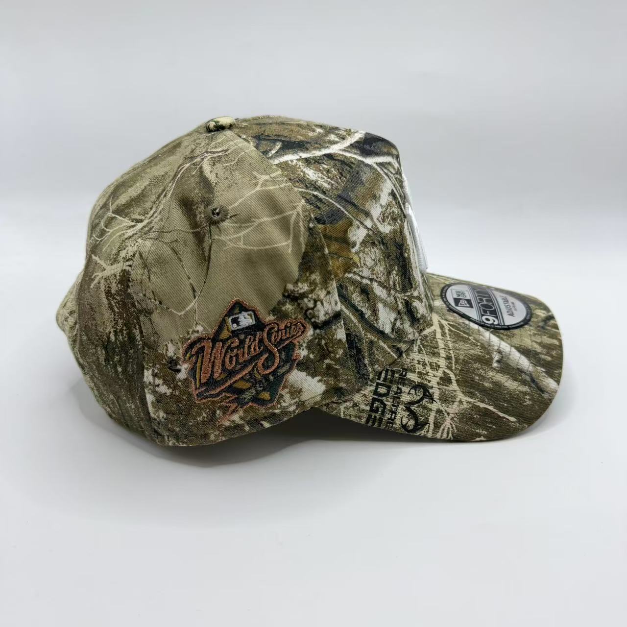 Realtree Copper Camo New York NY Yankees 1998 World Series New Era 9Forty A Frame Snapback - view 2