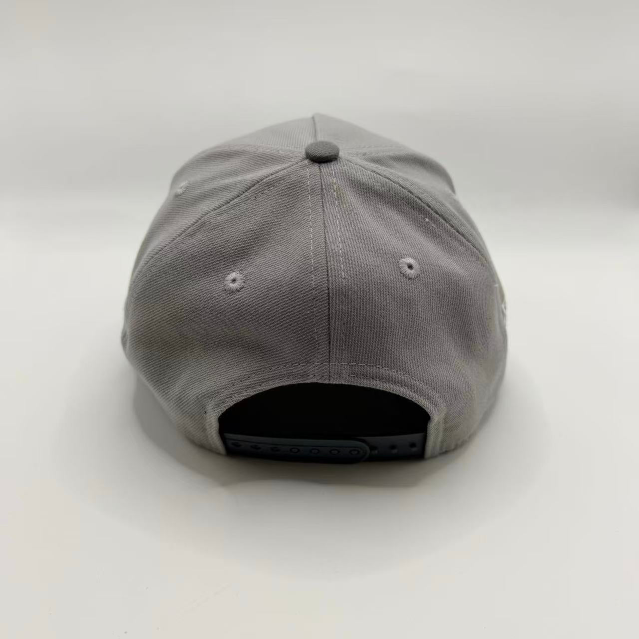 Grey Chicago White Sox 2005 World Series New Era 9Forty A Frame Snapback - view 3