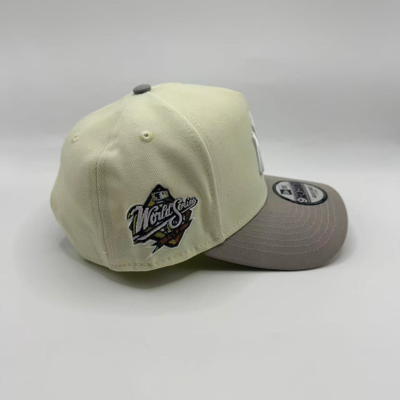 Chrome Gray New York NY Yankees 1998 World Series A-Frame Snapback - view 2