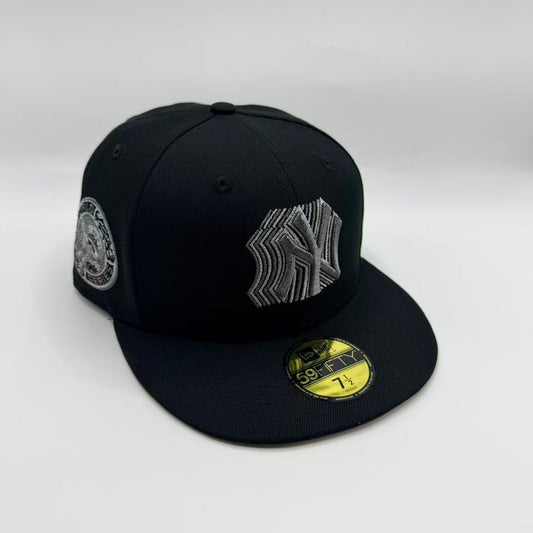 Black Metallic New York NY Yankees 1949 World Series Fitted Hat Cap