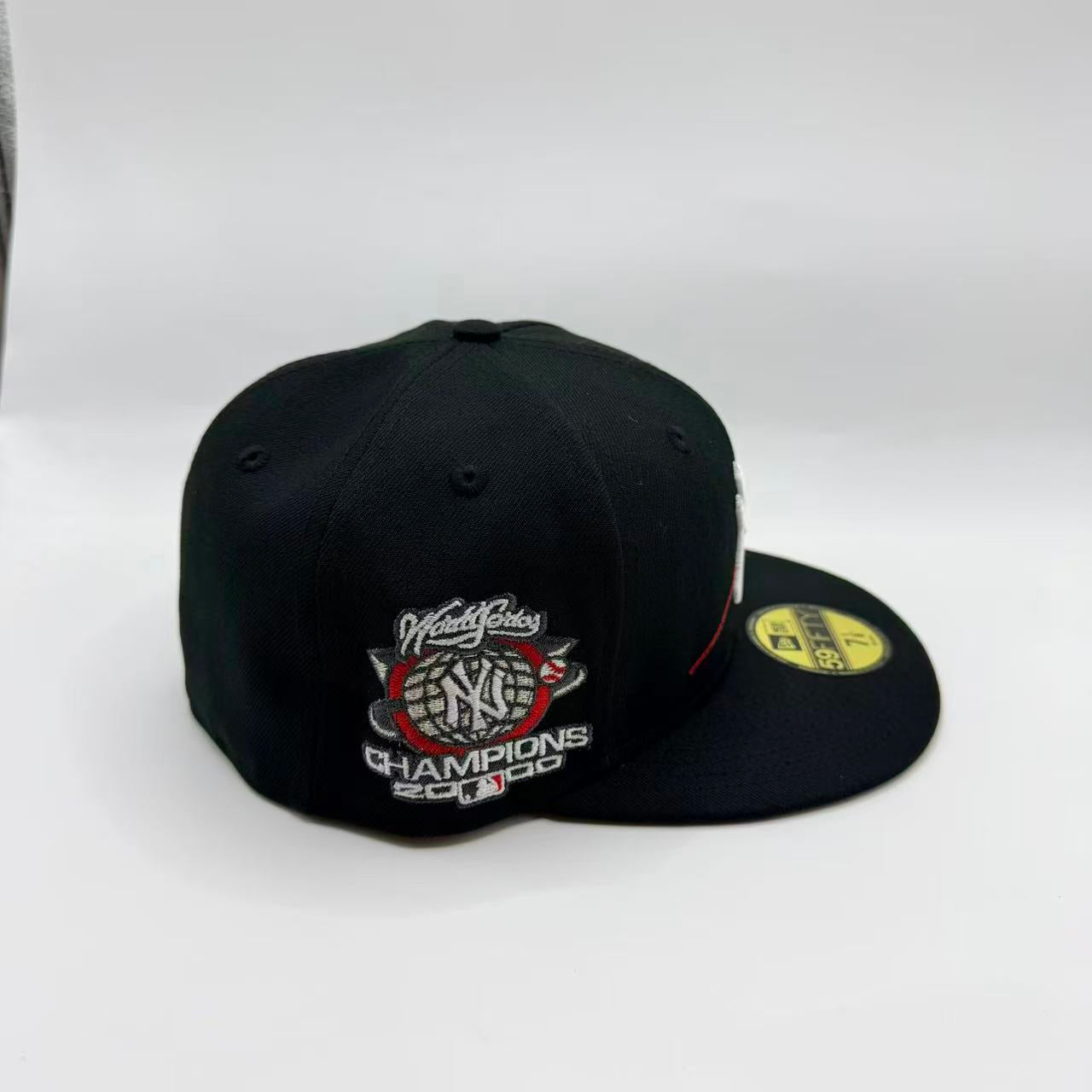 Black Red Flower New York Yankees 2000 World Series Champions Fitted Hat Cap - view 2