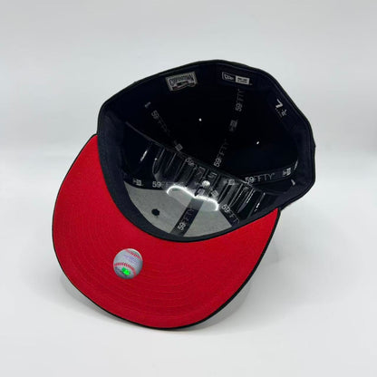 Black Red Flower New York Yankees 2000 World Series Champions Fitted Hat Cap - view 3