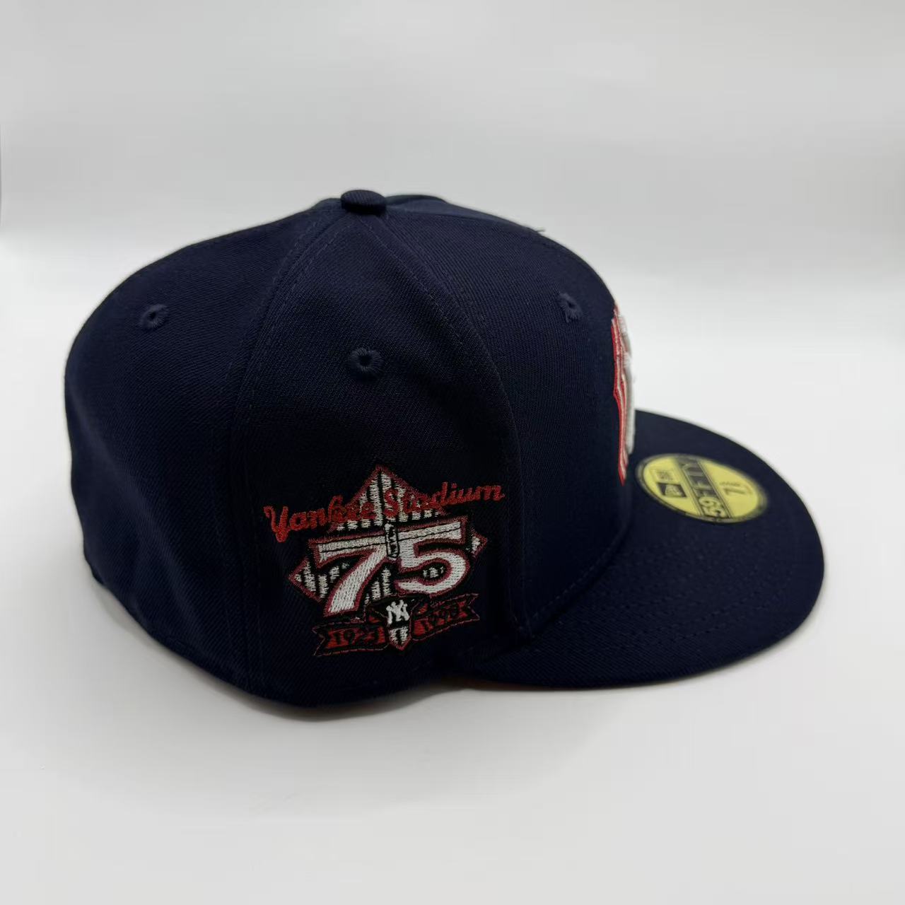 Navy Blue New York Yankees Cascading 75 Years New Era Fitted Hat Cap - view 2