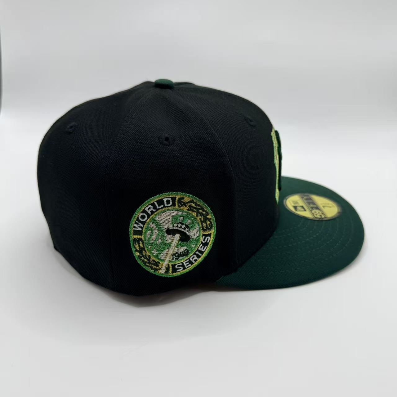 Black Green New York Yankees Cascading 1949 World Series New Era Fitted Hat Cap - view 2