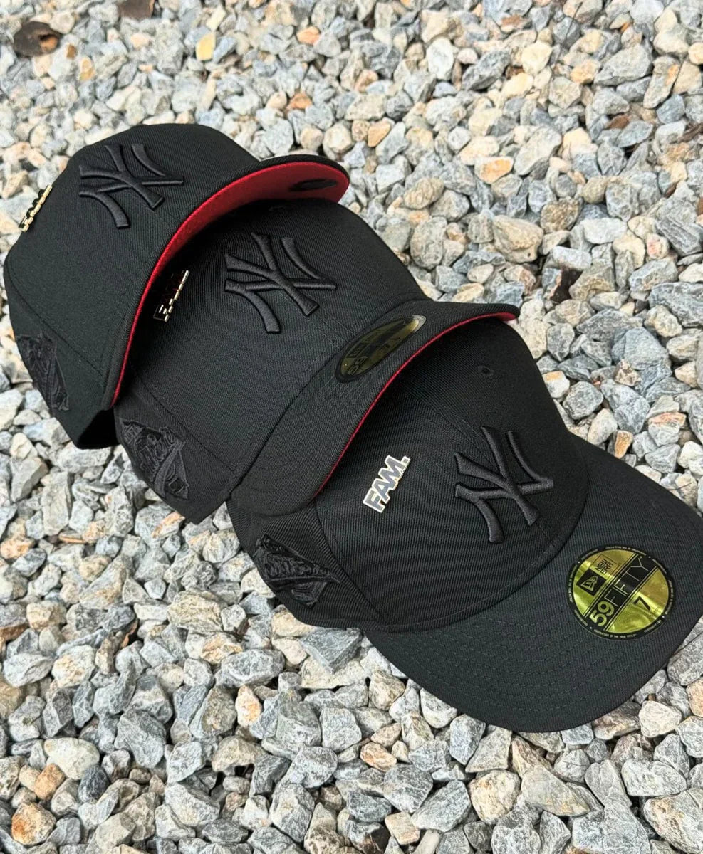Black Red New York Yankees 1996 World Series Fitted Hat - view 2