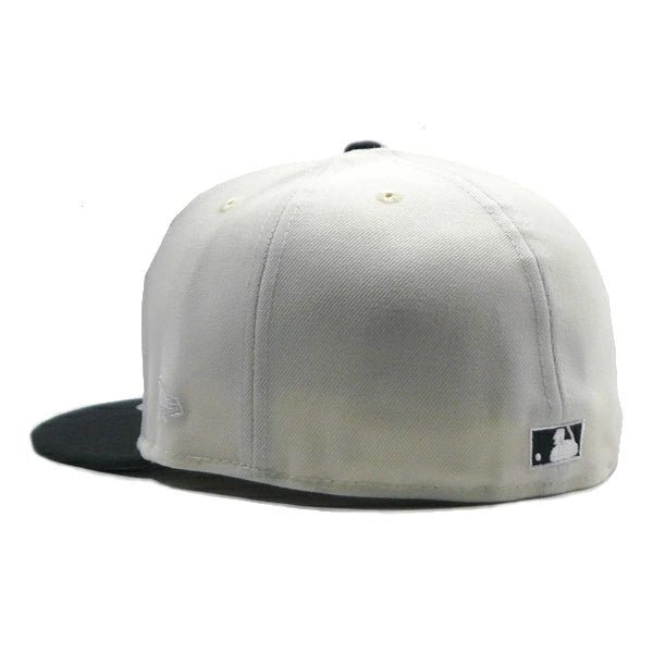 Chrome Black New York NY Yankees 27 Championships New Era Fitted Hat - view 3