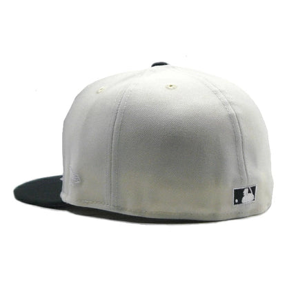 Chrome Black New York NY Yankees 27 Championships New Era Fitted Hat - view 3